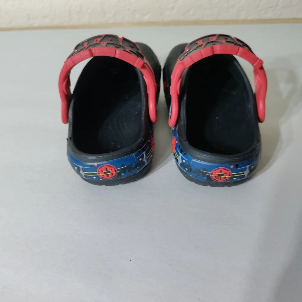 Crocs Kids Star Wars Tie Fighter Clogs Black Red Toddler Size 6 C6 Slip On Shoes